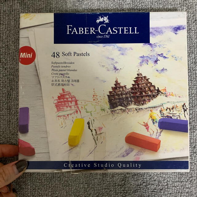 FABER-CASTELL(ファーバーカステル)のファーバーカステル 48 エンタメ/ホビーのアート用品(クレヨン/パステル)の商品写真