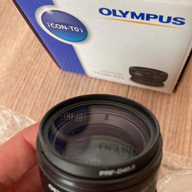 OLYMPUS(オリンパス)のオリンパス　テレコンバーター　TCON-T01 スマホ/家電/カメラのカメラ(その他)の商品写真