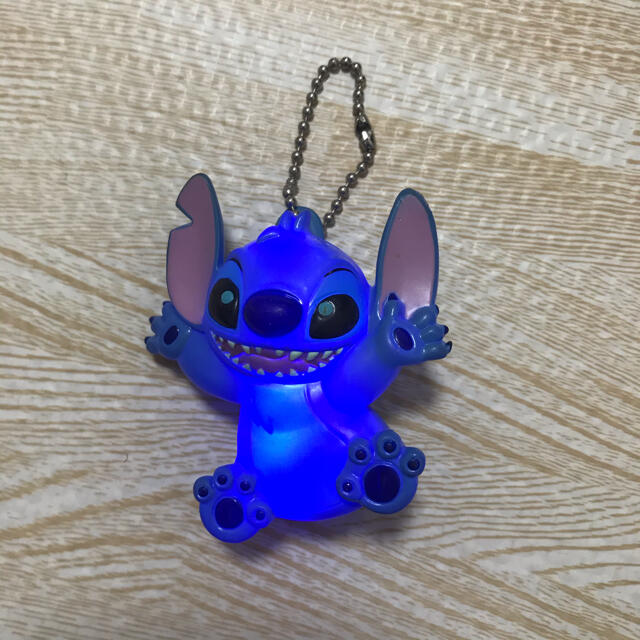Disney 21年3月末処分予定 ディズニー スティッチ キーホルダー ライトの通販 By みんみ S Shop ディズニーならラクマ Disney 21年3月末処分予定 ディズニー スティッチ キーホルダー ライトの通販 By みんみ S Shop ディズニーならラクマ