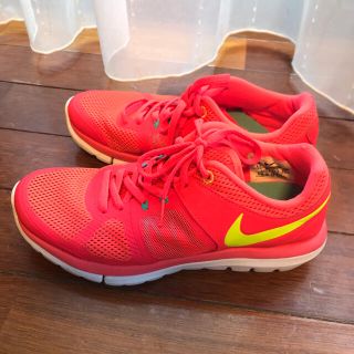 ナイキ(NIKE)のNIKE ランニングシューズ23.5cm(シューズ)