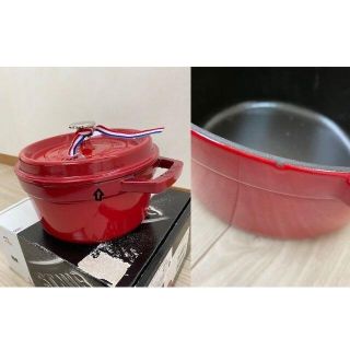 ストウブ(STAUB)の値下済【242】ストウブ ピコ ココット ラウンド 20cm red(鍋/フライパン)