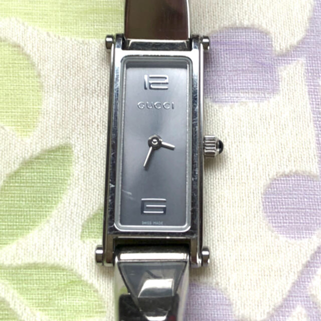 Gucci(グッチ)のMALI  様😊　GUCCI   ㊵　腕時計・稼動品✨ レディースのファッション小物(腕時計)の商品写真