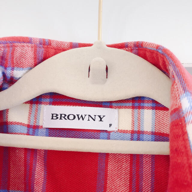 BROWNY(ブラウニー)のBROWNY 赤チェックシャツ レディースのトップス(シャツ/ブラウス(半袖/袖なし))の商品写真