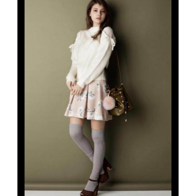 Rirandture(リランドチュール)の新品♡マギー着用♡リアルフラワースカート レディースのスカート(ひざ丈スカート)の商品写真