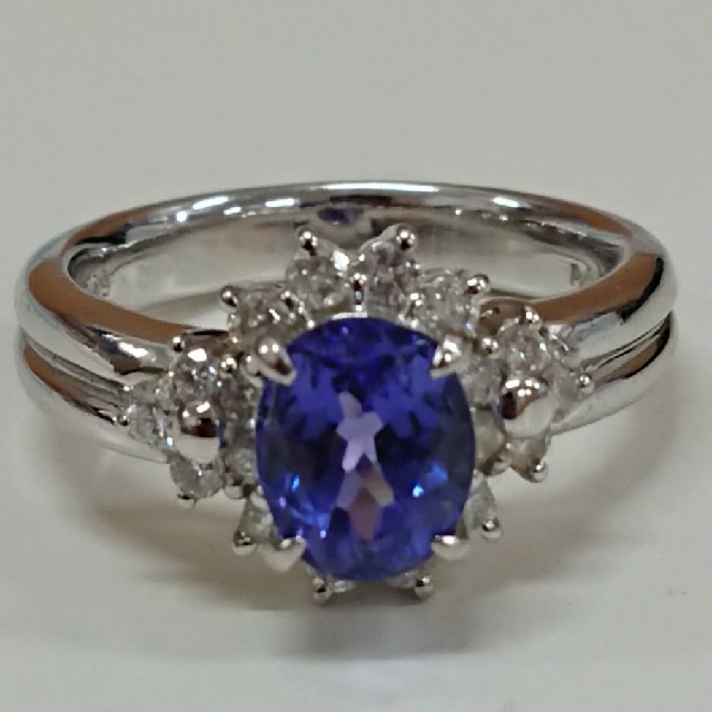 プラチナ Pt900 リング ダイヤ 0,39ct 青色石 1,8ct 美品 レディースのアクセサリー(リング(指輪))の商品写真