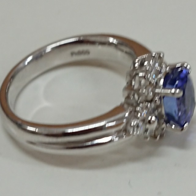 プラチナ Pt900 リング ダイヤ 0,39ct 青色石 1,8ct 美品 レディースのアクセサリー(リング(指輪))の商品写真
