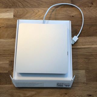 アップル(Apple)のAPPLE USBスーパードライブ　MD564ZM/A(PC周辺機器)