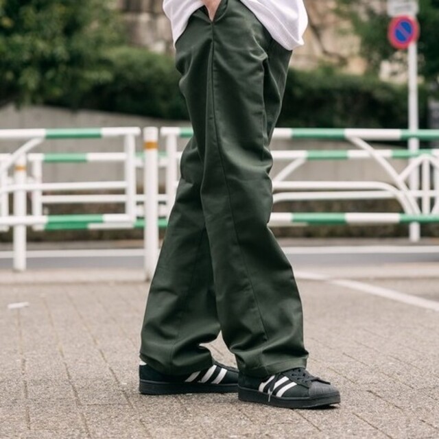 Dickies(ディッキーズ)の【新品】ディッキーズ874オリジナル ワークパンツ　W32×L30 オリーブ メンズのパンツ(ワークパンツ/カーゴパンツ)の商品写真