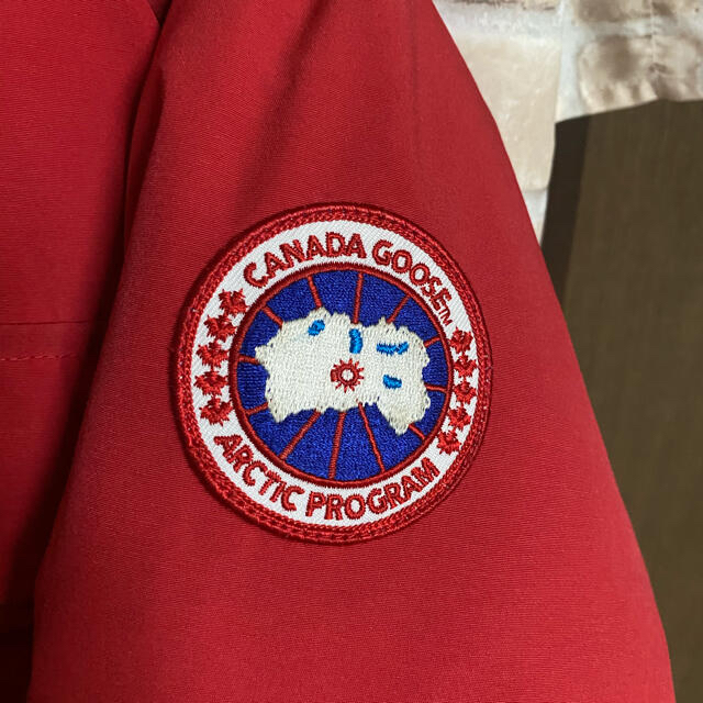 CANADA GOOSE(カナダグース)のカナダグース　コンスタブルパーカ メンズのジャケット/アウター(ダウンジャケット)の商品写真