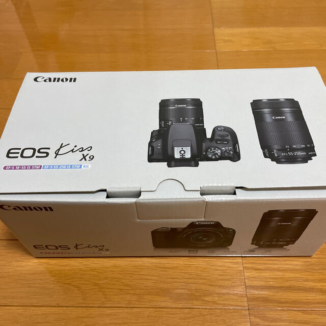 Canon EOS Kiss X9 ダブルズームキット