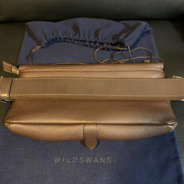 ワイルドスワンズ ピスト チョコ シュランケンカーフ ショルダーバッグ メンズのバッグ(ショルダーバッグ)の商品写真