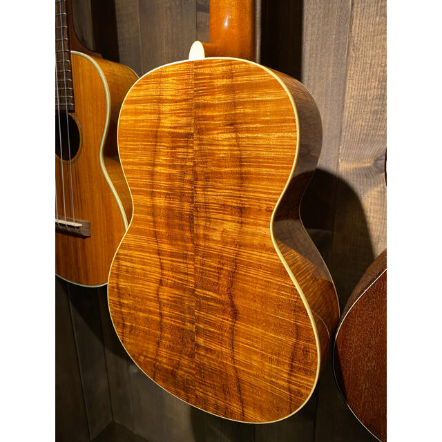 Collings UT-3K コリングス 楽器のウクレレ(テナーウクレレ)の商品写真