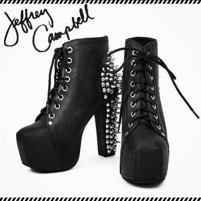 JEFFREY CAMPBELL(ジェフリーキャンベル)の新品 本革 ジェフリーキャンベル ショートブーツ jeffreycampbeii レディースの靴/シューズ(ブーツ)の商品写真