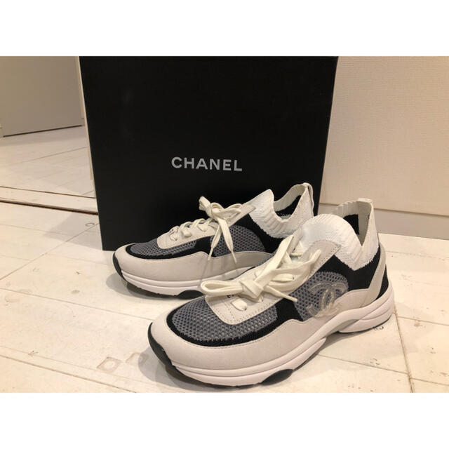 CHANEL(シャネル)のCHANEL メンズの靴/シューズ(スニーカー)の商品写真