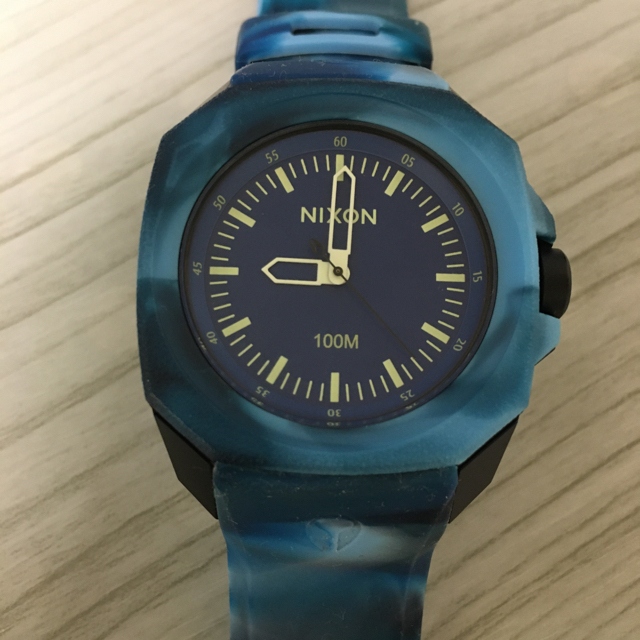 NIXON(ニクソン)の【美品】ニクソン ruckus ブルー 腕時計 メンズの時計(腕時計(アナログ))の商品写真