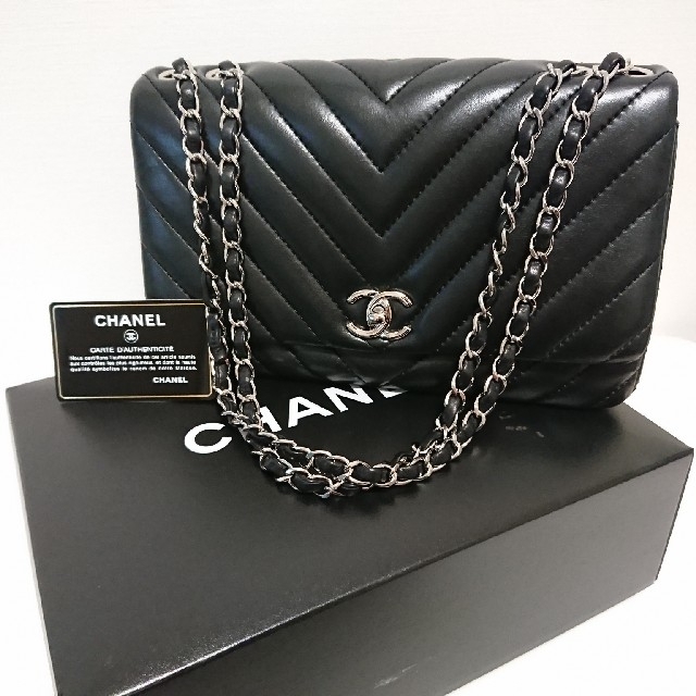 CHANEL(シャネル)のシャネル チェーン バッグ Vステッチ シェブロン 黒 ブラック 2way レディースのバッグ(ショルダーバッグ)の商品写真