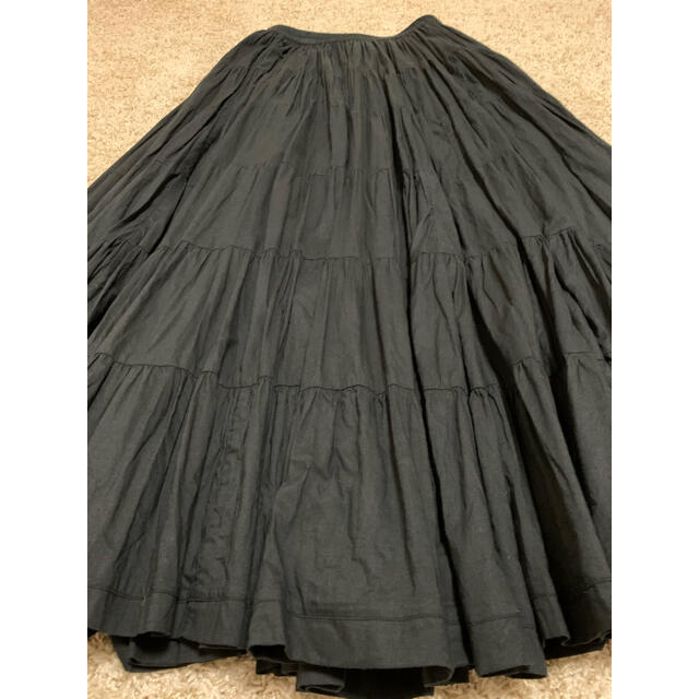 MARIHA マリハ　草原の虹のスカート　黒 レディースのスカート(ロングスカート)の商品写真