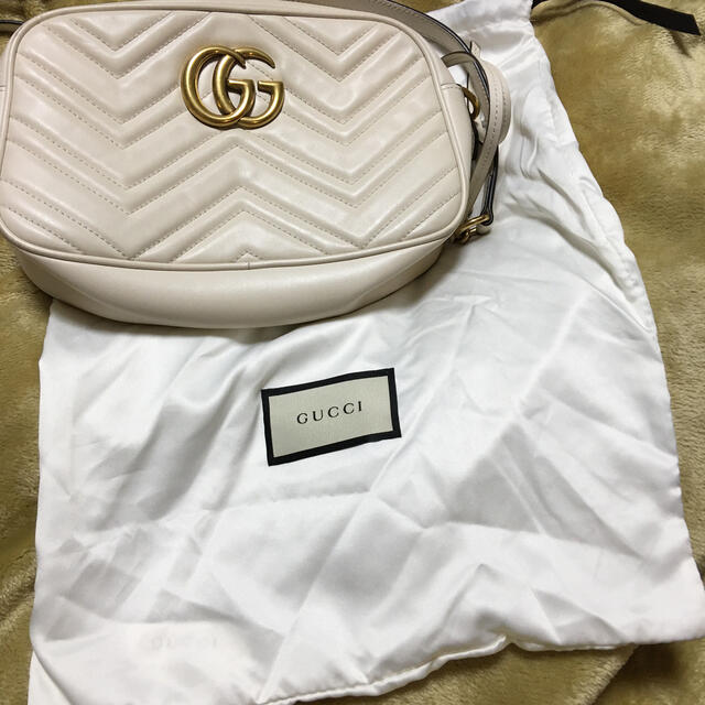 Gucci(グッチ)の追画 レディースのバッグ(ショルダーバッグ)の商品写真
