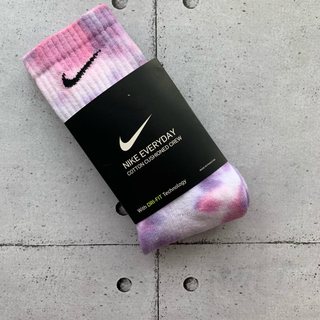 ナイキ ピンク 靴下の通販 97点 Nikeのレディースを買うならラクマ