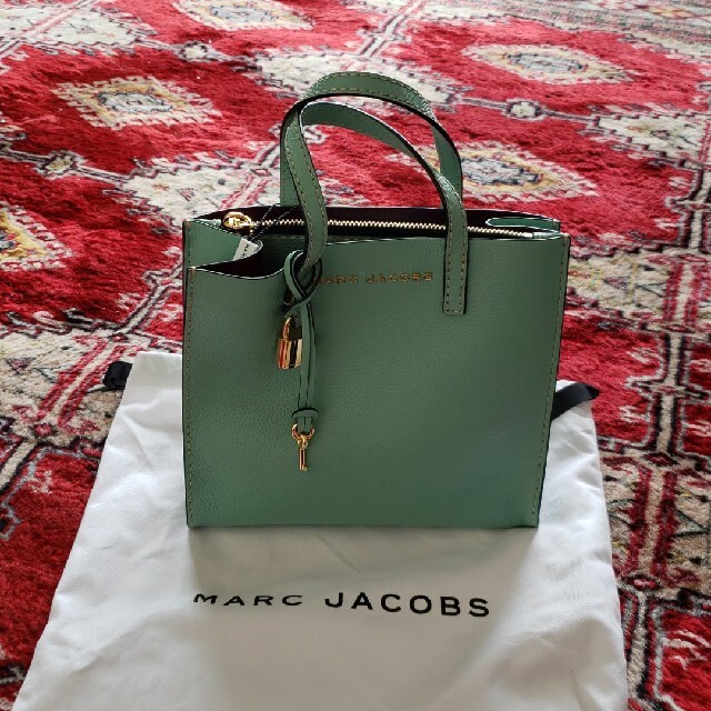 MARC JACOBSバック