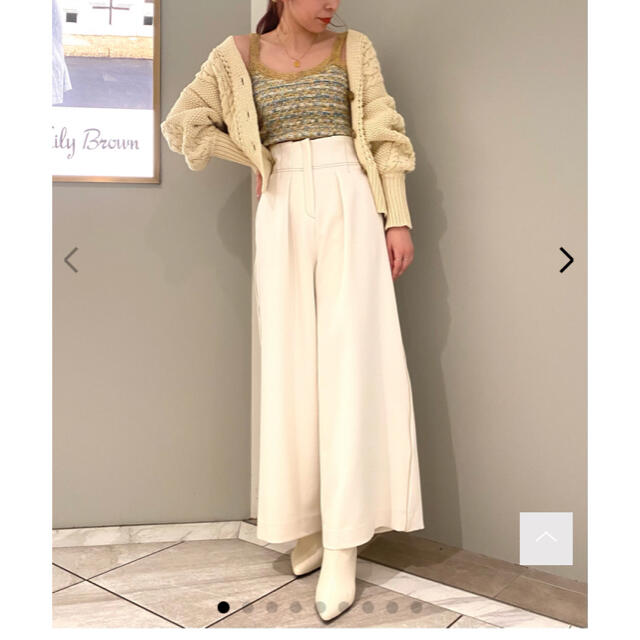 Lily Brown ワイドパンツ