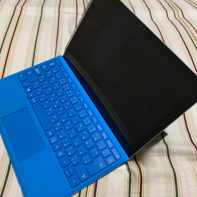 Microsoft Surface Pro4 純正キーボード・ペン付