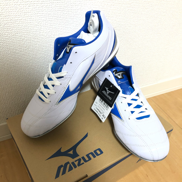 最安値 野球 DESCENTE 野球スパイクシューズ 白 熱中症対策 白