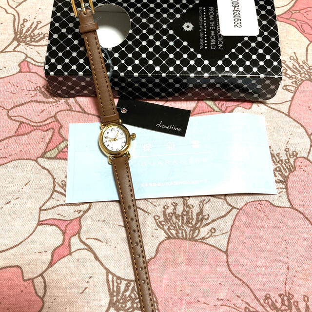【新品】腕時計　レディースウォッチ　ブラウン　chasetime 箱入り　送料込 レディースのファッション小物(腕時計)の商品写真
