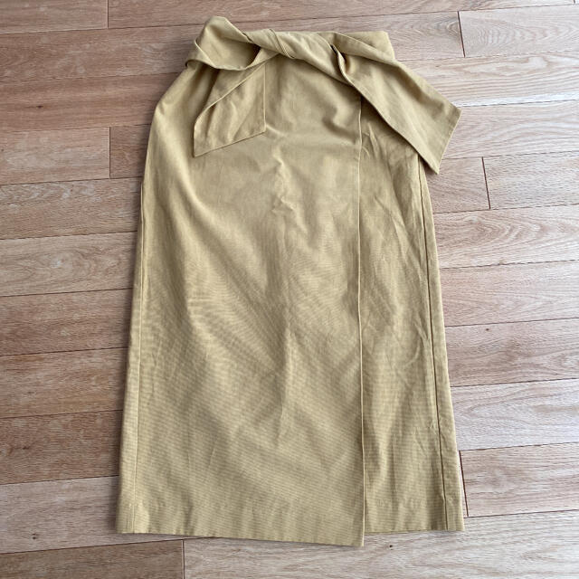 GALLARDA GALANTE(ガリャルダガランテ)の新品タグ付き　ガリャルダガランテ　スカート レディースのスカート(ひざ丈スカート)の商品写真