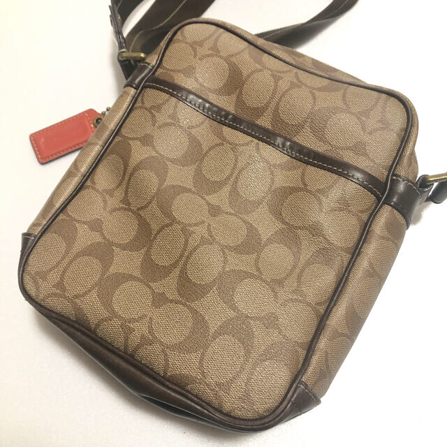 COACH(コーチ)のコーチ coach ミニショルダー シグネチャー PVC 茶×ベージュ メンズのバッグ(ショルダーバッグ)の商品写真