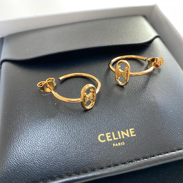 CELINE セリーヌ　マイヨントリオンフピアス　片耳