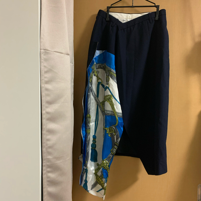 TOGA(トーガ)のtoga スカーフスカート レディースのスカート(ひざ丈スカート)の商品写真