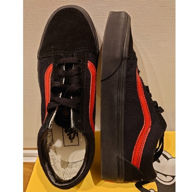 VANS(ヴァンズ)のバンズ  ディズニー ミッキー VANS Disney オールドスクール レディースの靴/シューズ(スニーカー)の商品写真