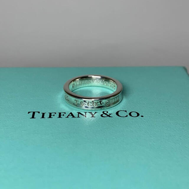 Tiffany & Co.(ティファニー)の今日だけセール 美品 ティファニー ナローリング 6号 レディースのアクセサリー(リング(指輪))の商品写真