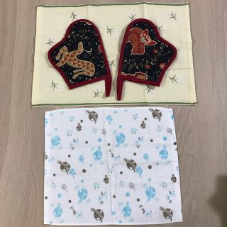 タチキチ(たち吉)のキッチンクロス２枚　＆　鍋つかみ１組　キッチン用品3点セット(収納/キッチン雑貨)