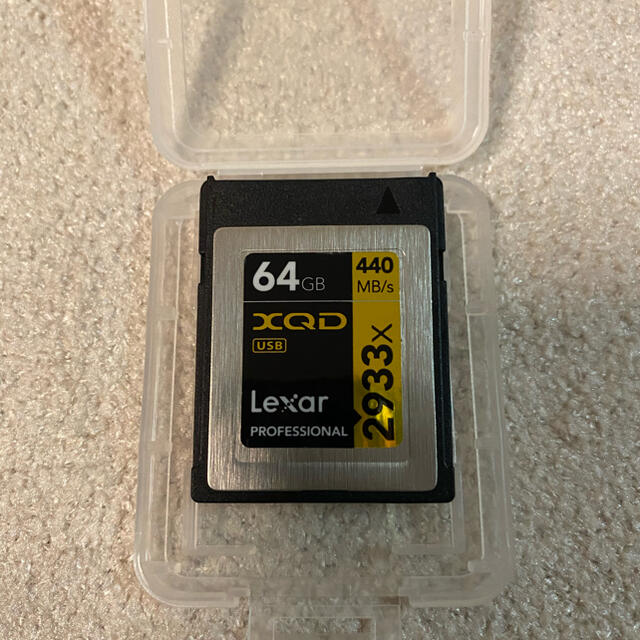 Lexar(レキサー)のレキサー　XQDカード　64GB スマホ/家電/カメラのカメラ(デジタル一眼)の商品写真