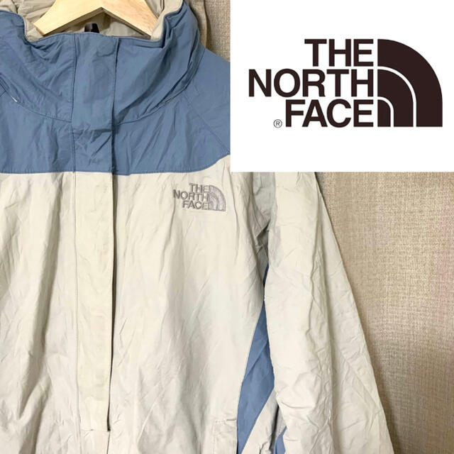 THE NORTH FACE(ザノースフェイス)のThe North Face ノースフェイス ナイロンジャケット 白 水色 L レディースのジャケット/アウター(ナイロンジャケット)の商品写真