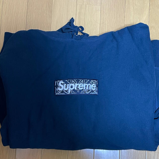 本日ラスト値下げ　supreme Bandana Box logo