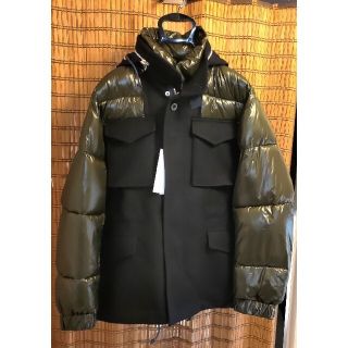 サカイ(sacai)の心斎橋パルコ限定 SACAI サカイ パファージャケット　カーキ×ブルー(ダウンジャケット)