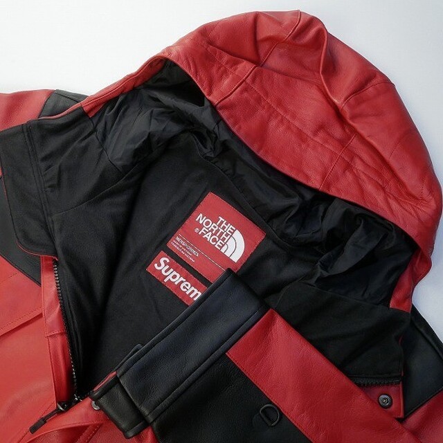 Supreme(シュプリーム)のSUPREME ×The North Faceレザーマウンテンジャケット メンズのジャケット/アウター(マウンテンパーカー)の商品写真