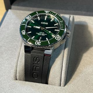 オリス(ORIS)の✅オリス アクイス セラミックベゼル 300mダイバーズ(腕時計(アナログ))