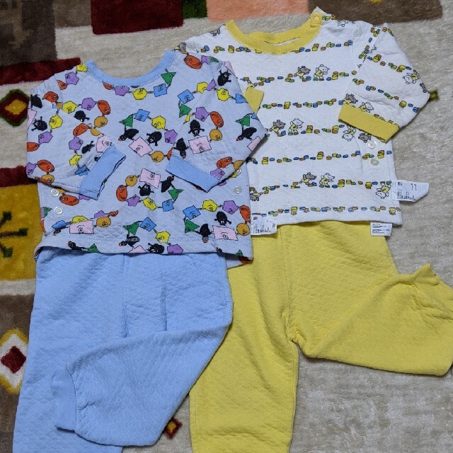 UNIQLO(ユニクロ)のUNIQLO　子供用パジャマ キッズ/ベビー/マタニティのキッズ服男の子用(90cm~)(パジャマ)の商品写真