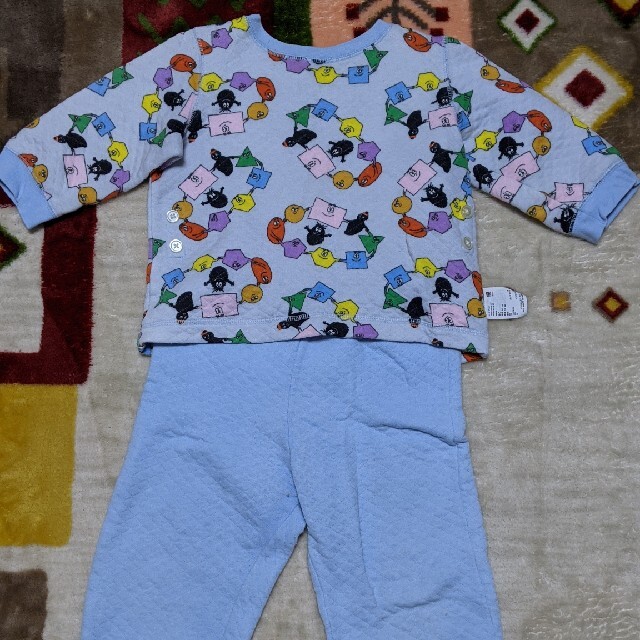 UNIQLO(ユニクロ)のUNIQLO　子供用パジャマ キッズ/ベビー/マタニティのキッズ服男の子用(90cm~)(パジャマ)の商品写真