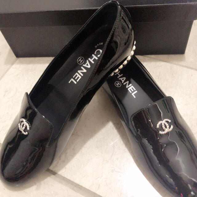 CHANEL オペラシューズ パール ローファー 注目の www.gold-and-wood.com