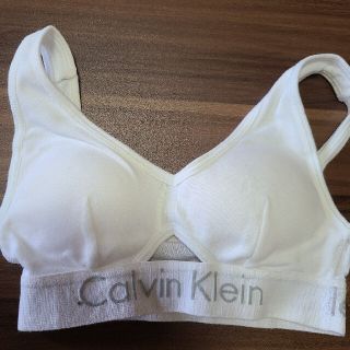 カルバンクライン(Calvin Klein)の【新品】　CALVIN KLEIN　スポーツブラ(トレーニング用品)