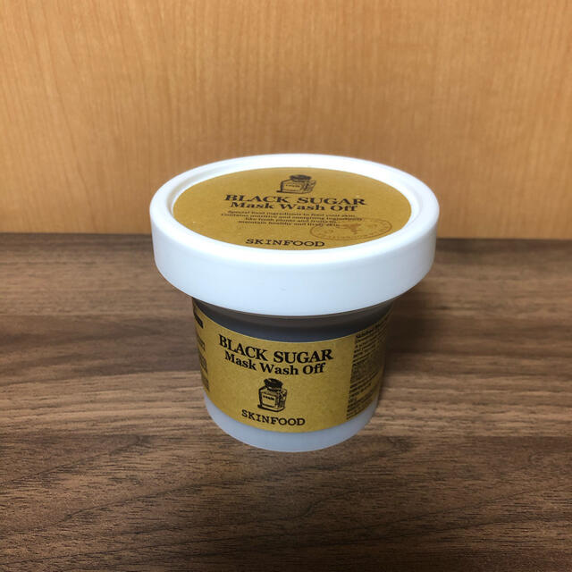 SKIN FOOD(スキンフード)のBlack sugar mask wash off ブラックシュガー　マスク コスメ/美容のスキンケア/基礎化粧品(パック/フェイスマスク)の商品写真