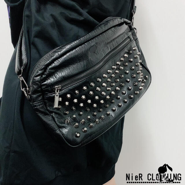 NieR STUDS SHOULDER BAG ショルダーバッグ レディースのバッグ(ショルダーバッグ)の商品写真