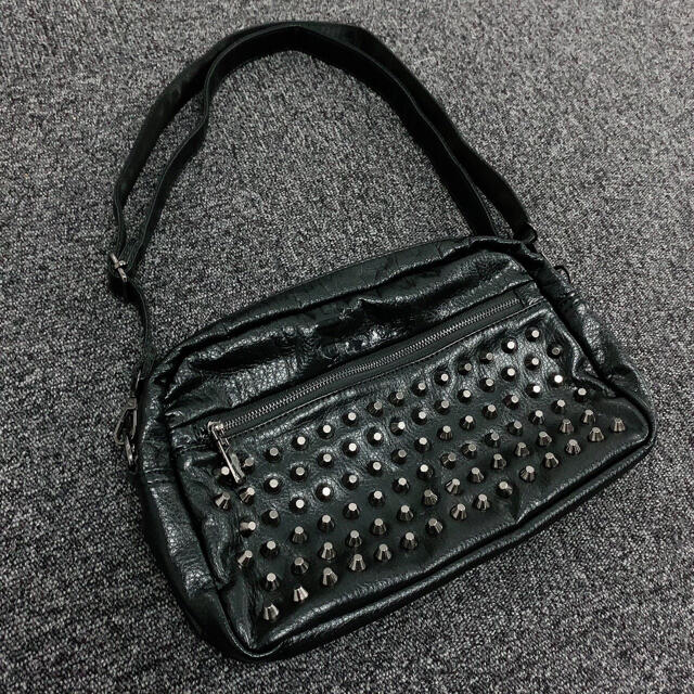 NieR STUDS SHOULDER BAG ショルダーバッグ レディースのバッグ(ショルダーバッグ)の商品写真