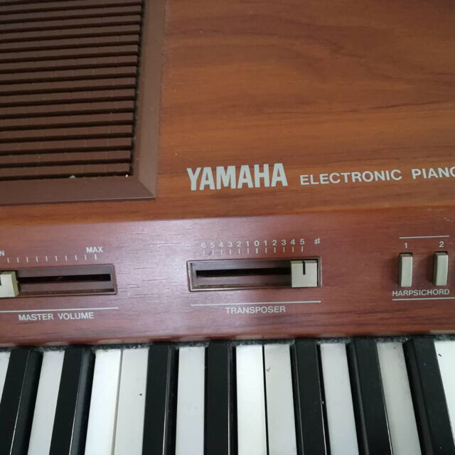 ヤマハ(ヤマハ)のYAMAHA YP-30 (初代クラビノーバ) 楽器の鍵盤楽器(電子ピアノ)の商品写真