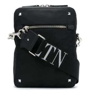 ヴァレンティノ(VALENTINO)の新品未使用！送料込み★VALENTINO★NYLON CROSSBODY BAG(ショルダーバッグ)